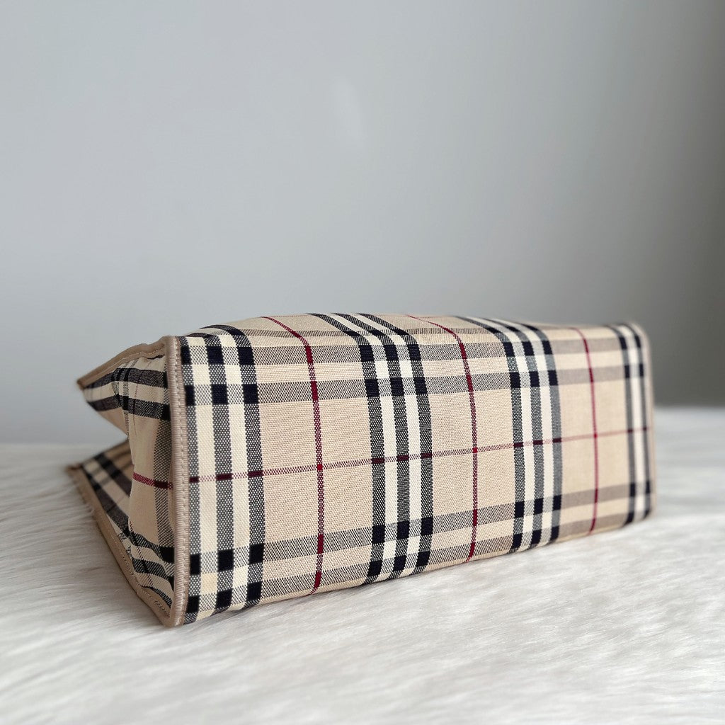 Burberry Signature Check Pattern Tote Bag Excellent
