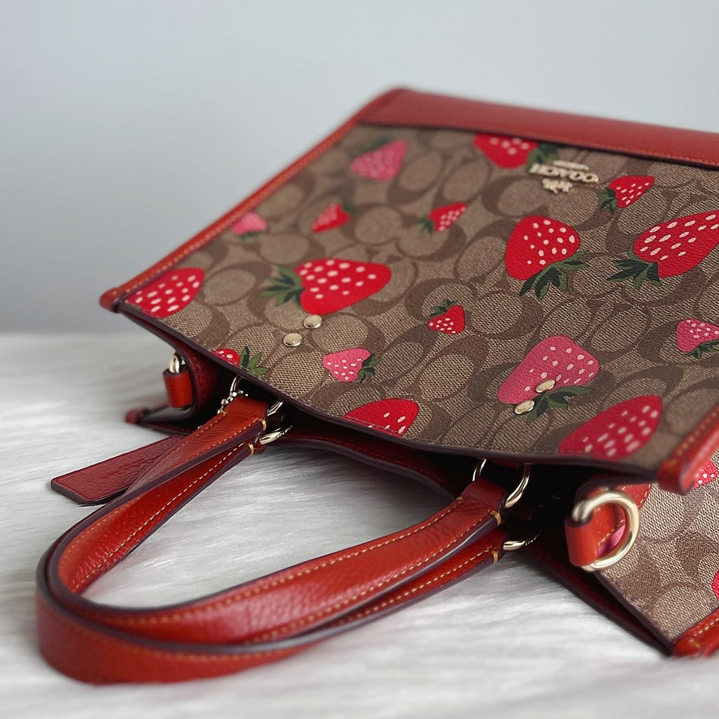 Coach Leather Monogram Strawberry Book Tote 2 Way Shoulder Bag Like New