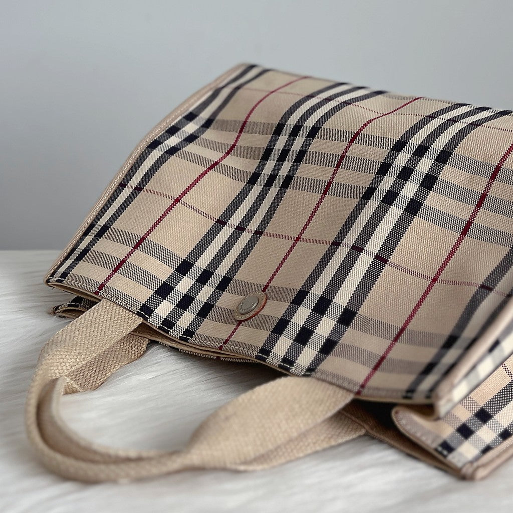 Burberry Signature Check Pattern Tote Bag Excellent