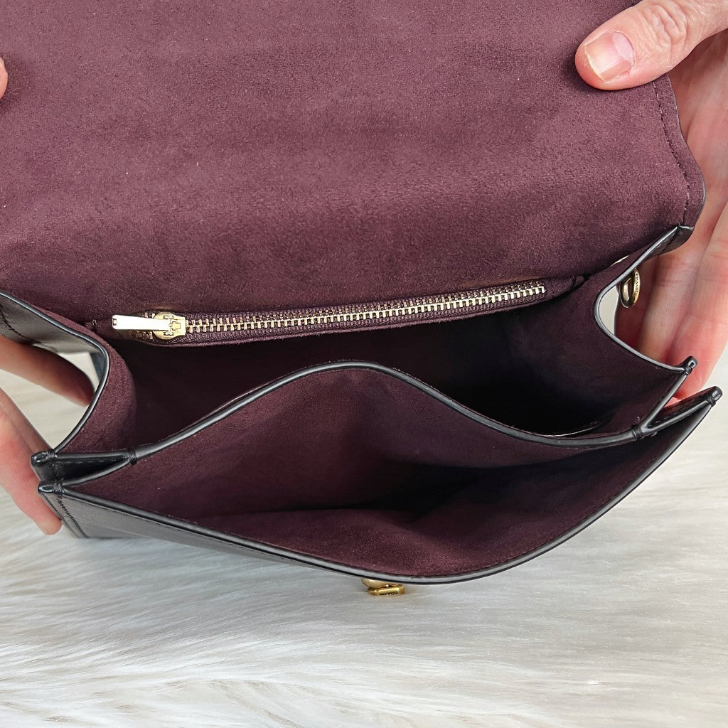 Coach Black Leather Double Compartment Turn Lock 2 Way Shoulder Bag Like New