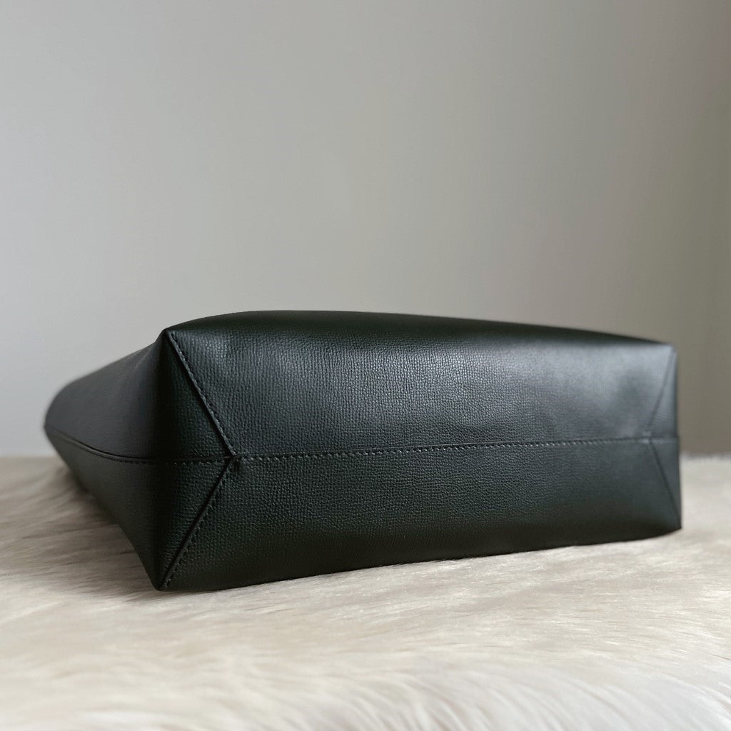 Kate Spade Dark Green Leather Large Shoulder Bag + Pouch Like New