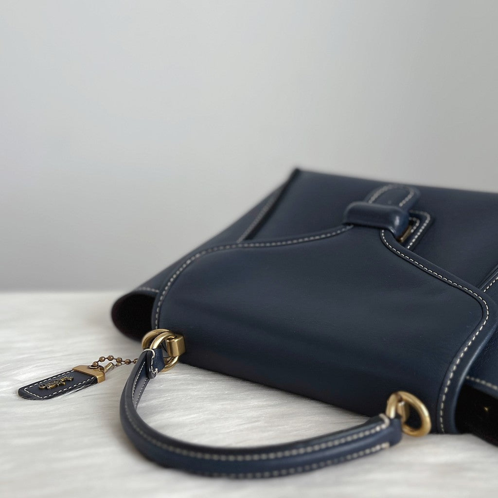 Coach Navy Leather Buckle Flap 2 Way Shoulder Bag Excellent