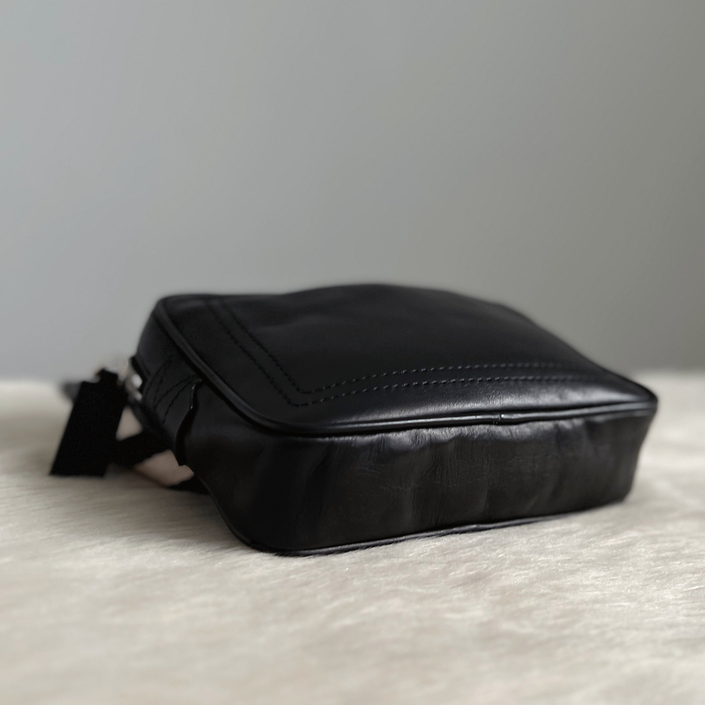 Bally Black Leather Stripe Strap Front Logo Bum Bag Excellent