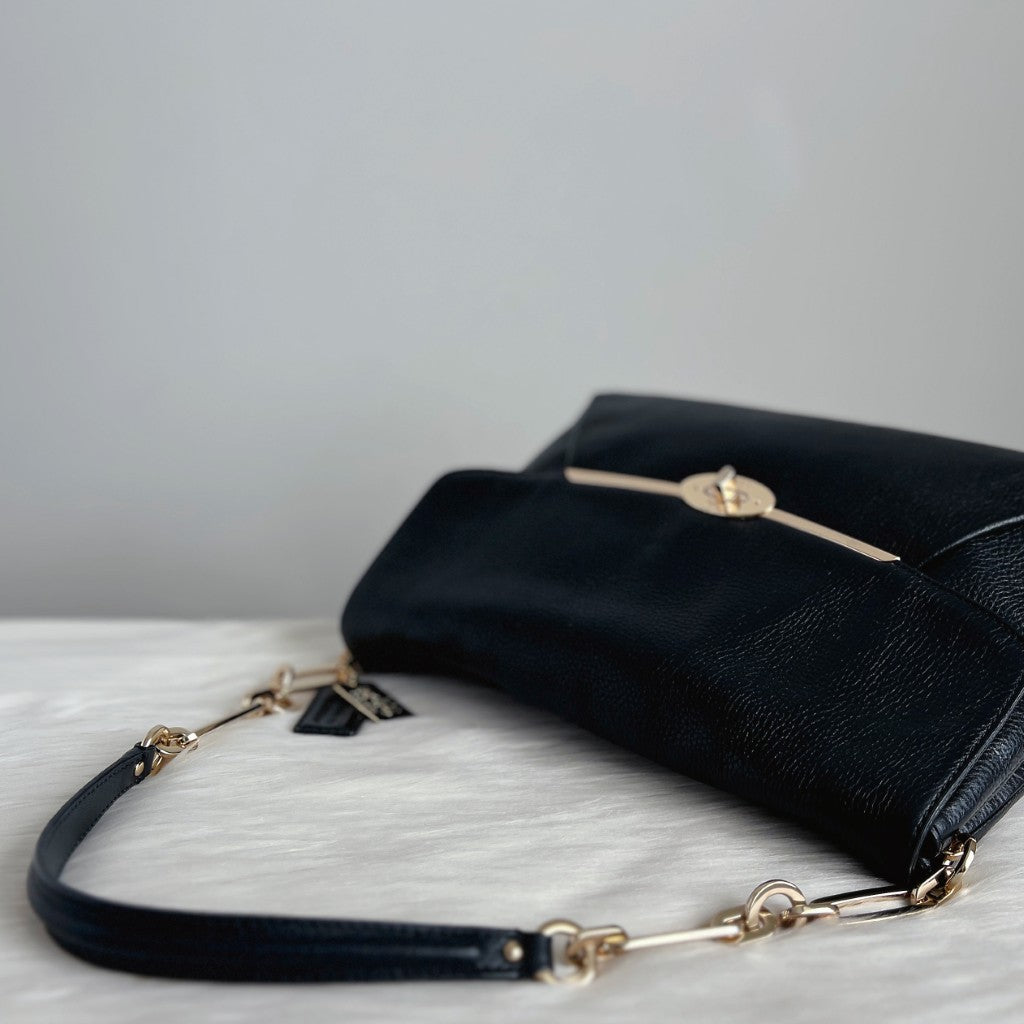 Coach Black Leather Front Turn Lock Chain Detail Shoulder Bag Excellent