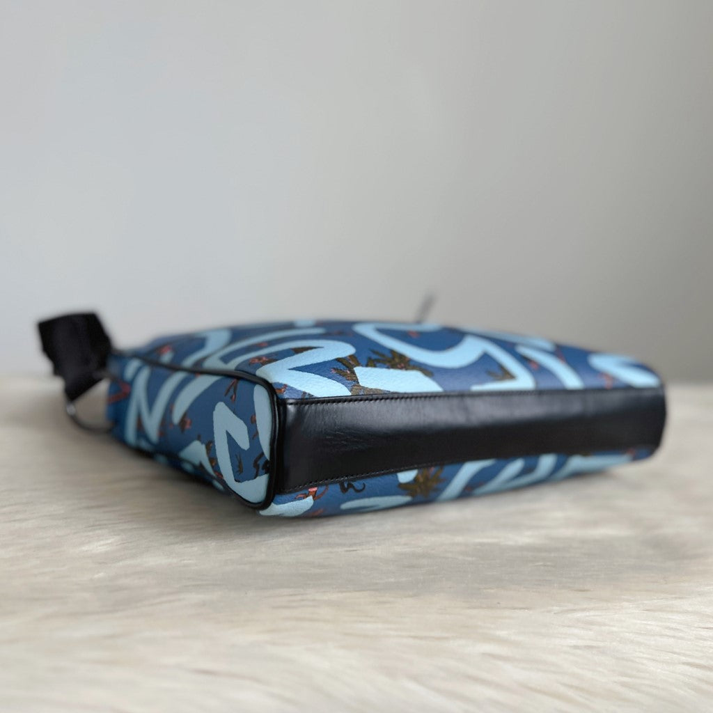 Coach Blue Leather Holiday Messenger Unisex Crossbody Shoulder Bag Like New