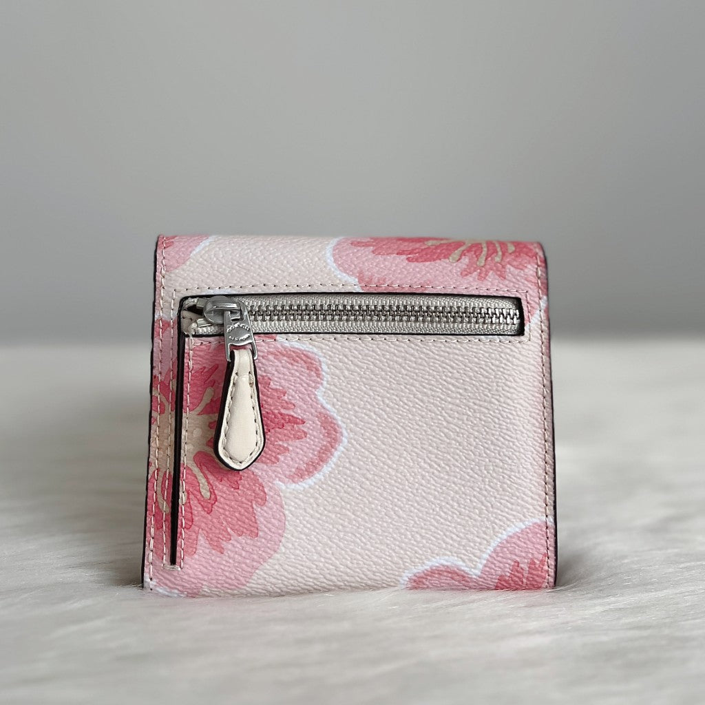 Coach Blush Pink Leather Floral Tri-Fold Multi-Compartment Short Wallet Like New