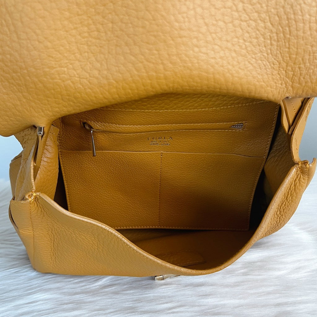 Furla Mustard Leather Front Buckle Shoulder Bag Excellent