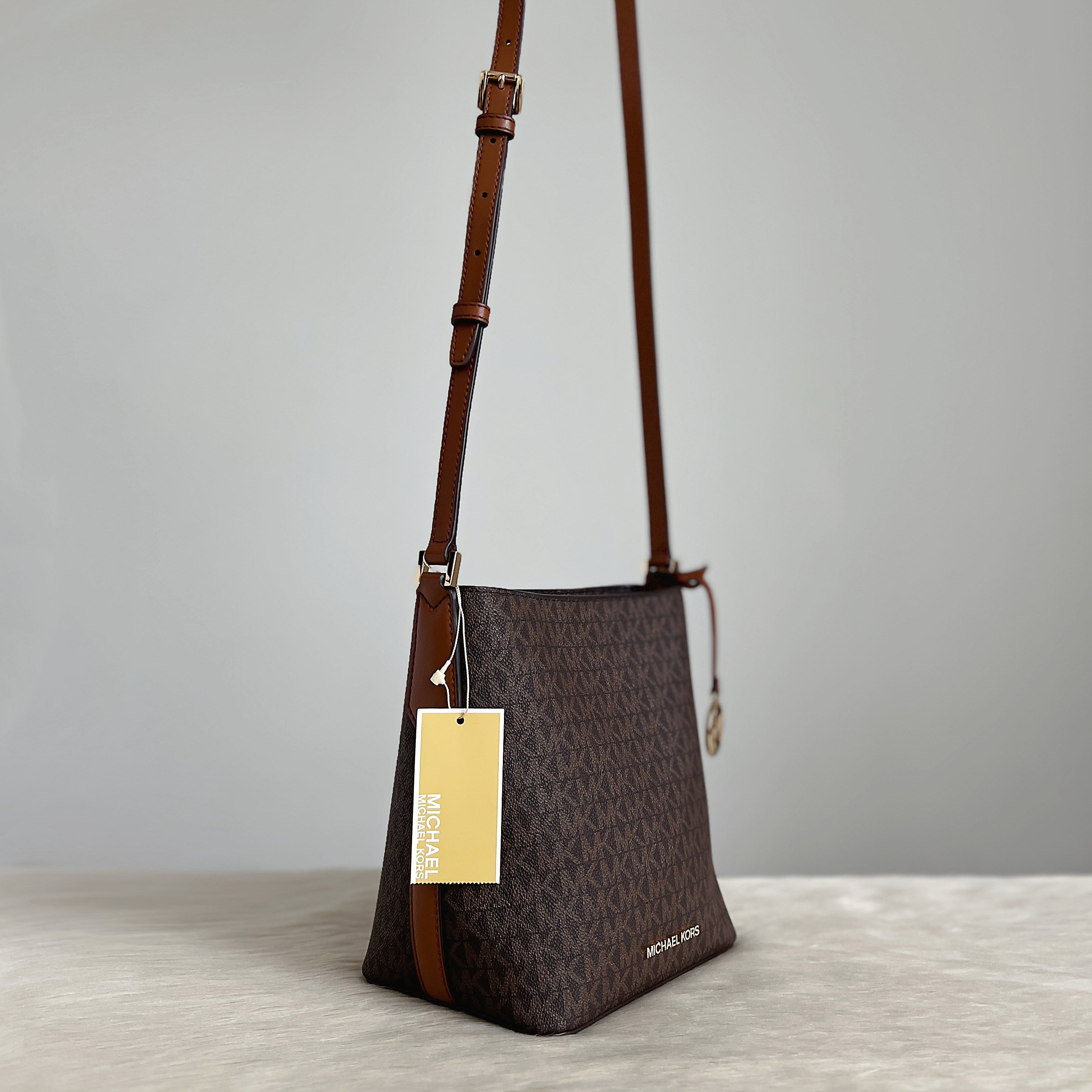 Michael Kors Caramel Leather Monogram Bucket Crossbody Shoulder Bag New with Tags