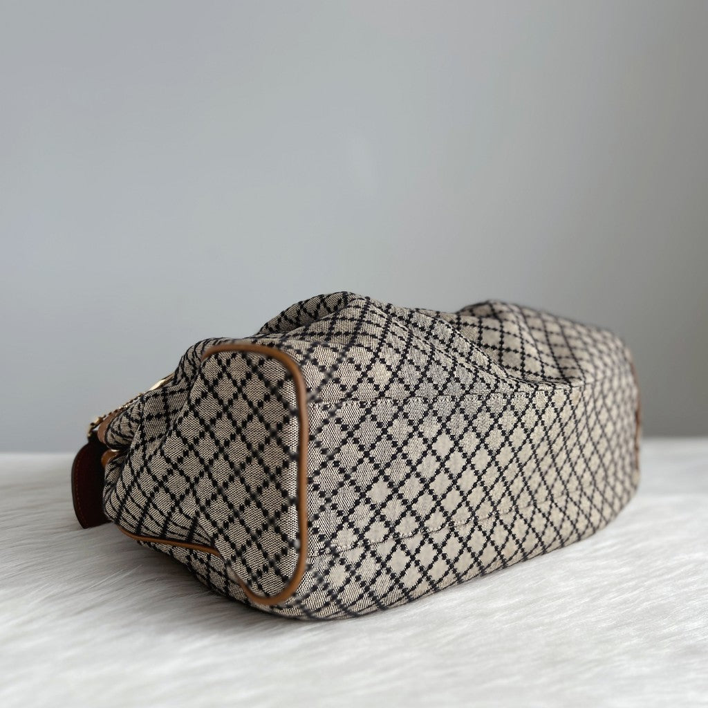 Gucci Signature Double G Caramel Leather Trim Shoulder Bag Excellent