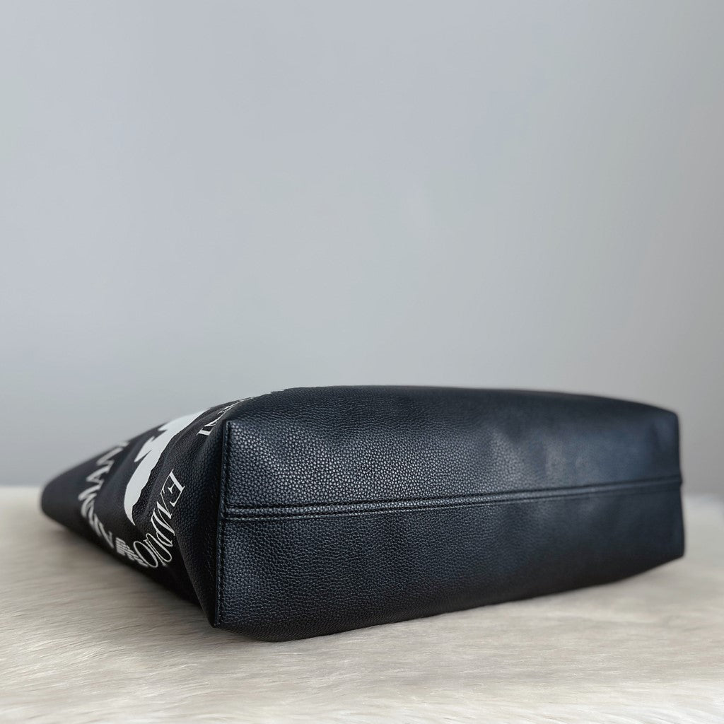 Emporio Armani Black Leather Large Carryall Shoulder Bag New with Tags