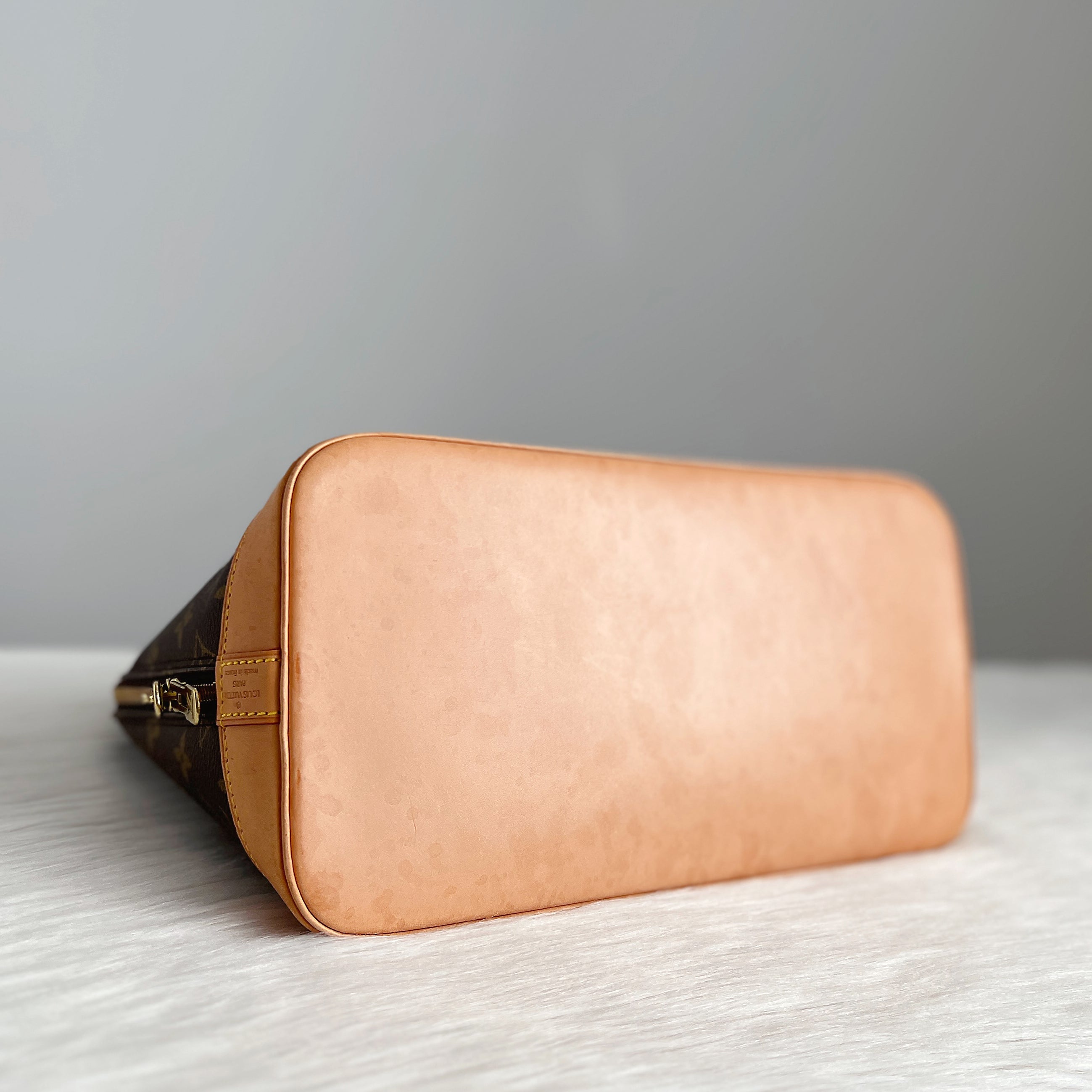 Louis Vuitton Signature Monogram Alma Tote + Lock & Key Excellent