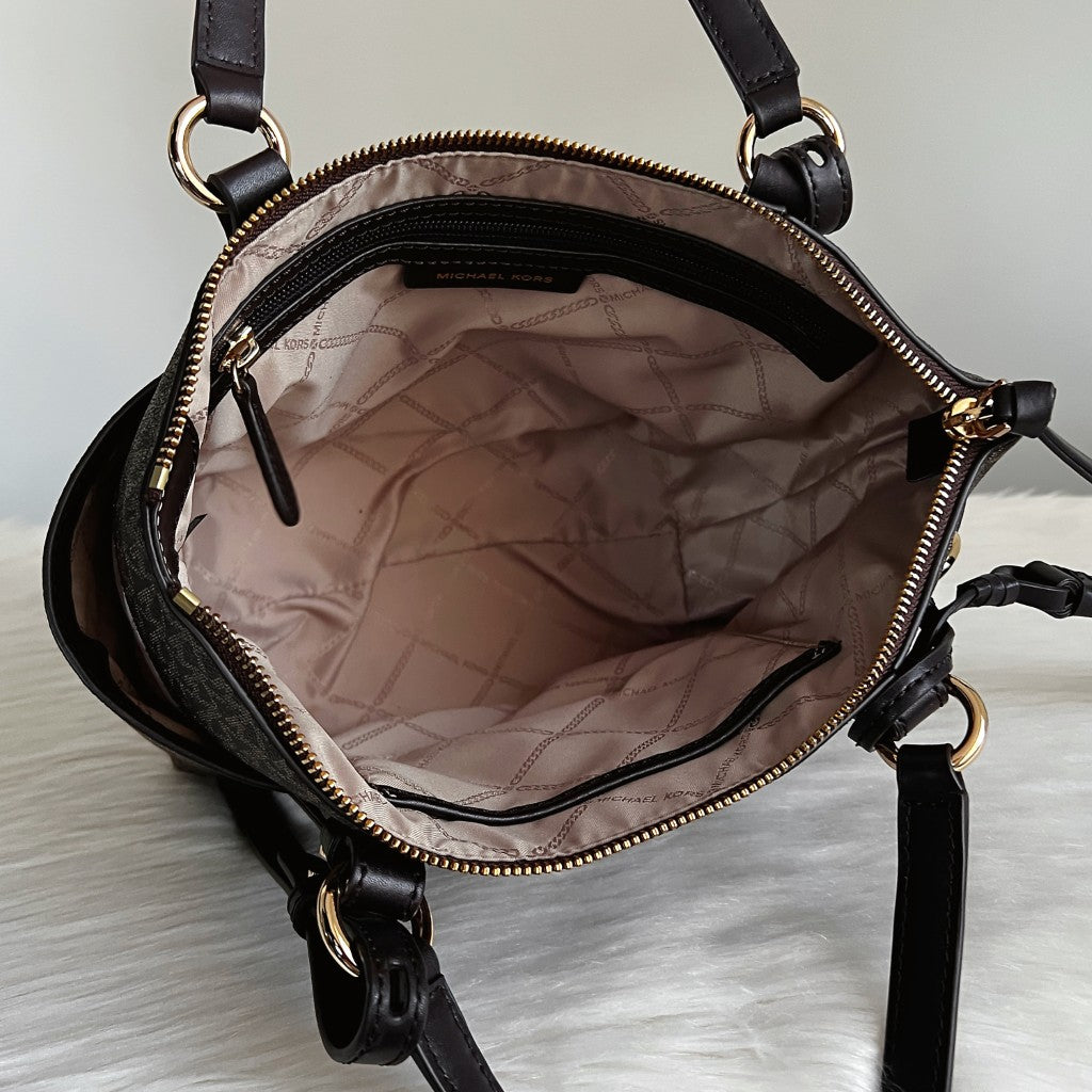 Michael Kors Dark Chocolate Leather Monogram Front Logo 2 Way Shoulder Bag Like New