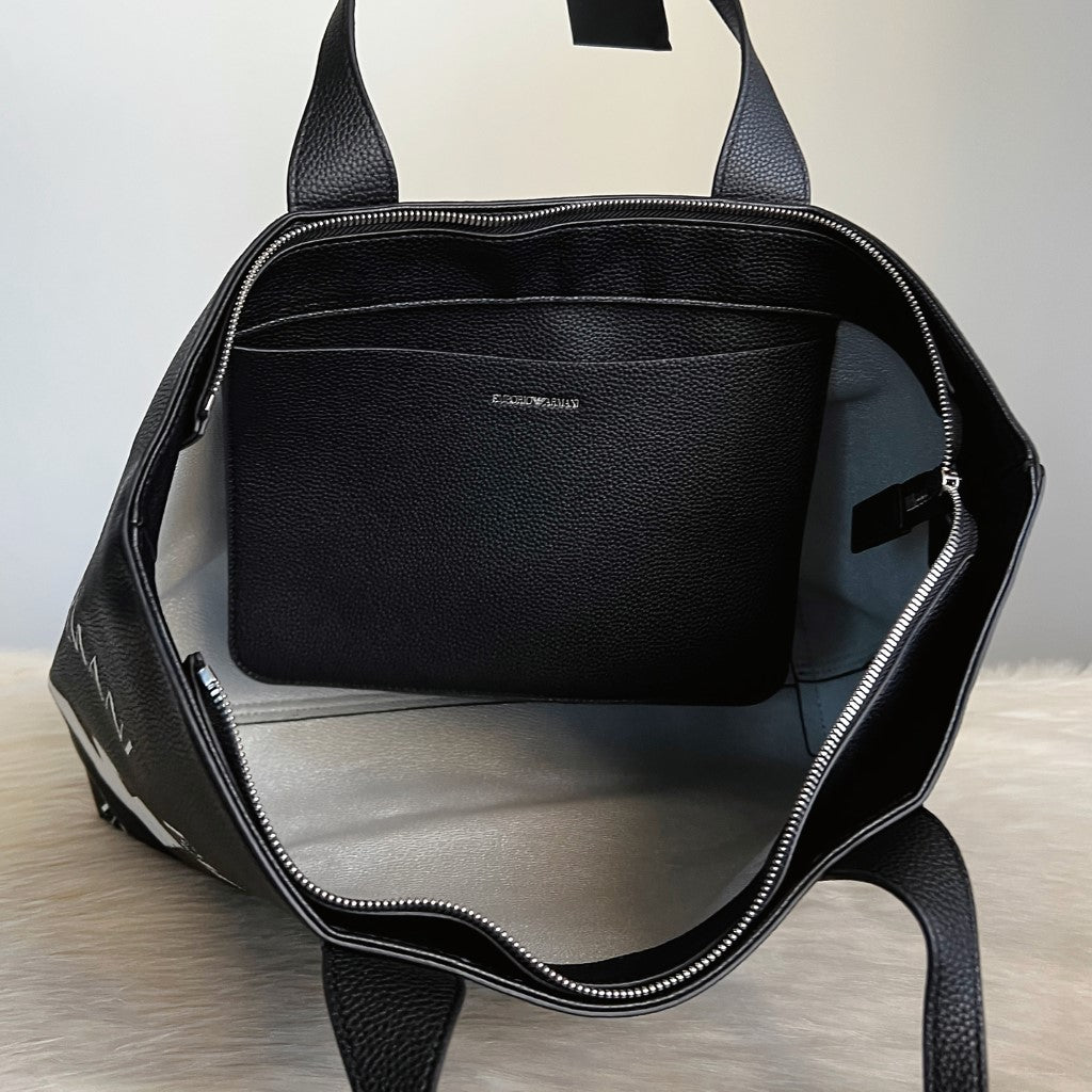 Emporio Armani Black Leather Large Carryall Shoulder Bag New with Tags