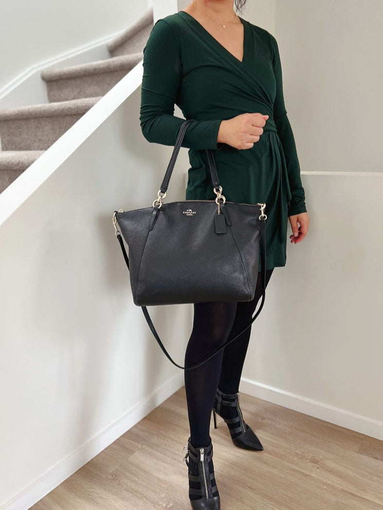 Coach Black Leather Chain Detail Carryall 2 Way Shoulder Bag Like New