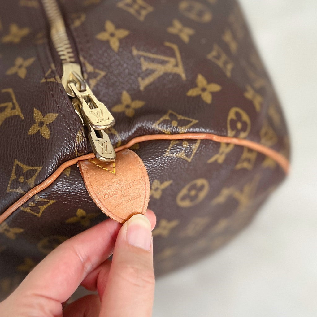 Louis Vuitton Signature Monogram Keepall 50 Travel Bag