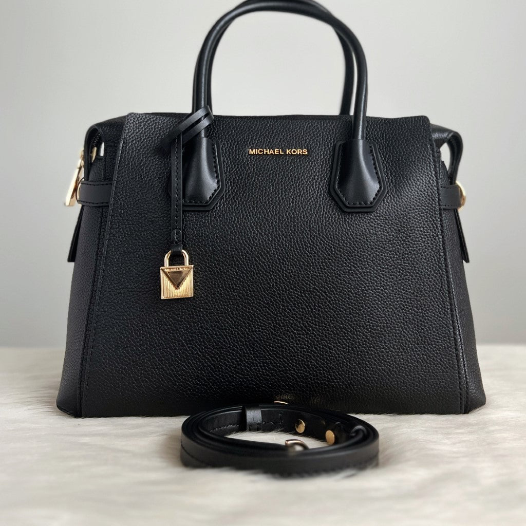 Michael Kors Black Leather Lock Charm 2 Way Shoulder Bag Like New