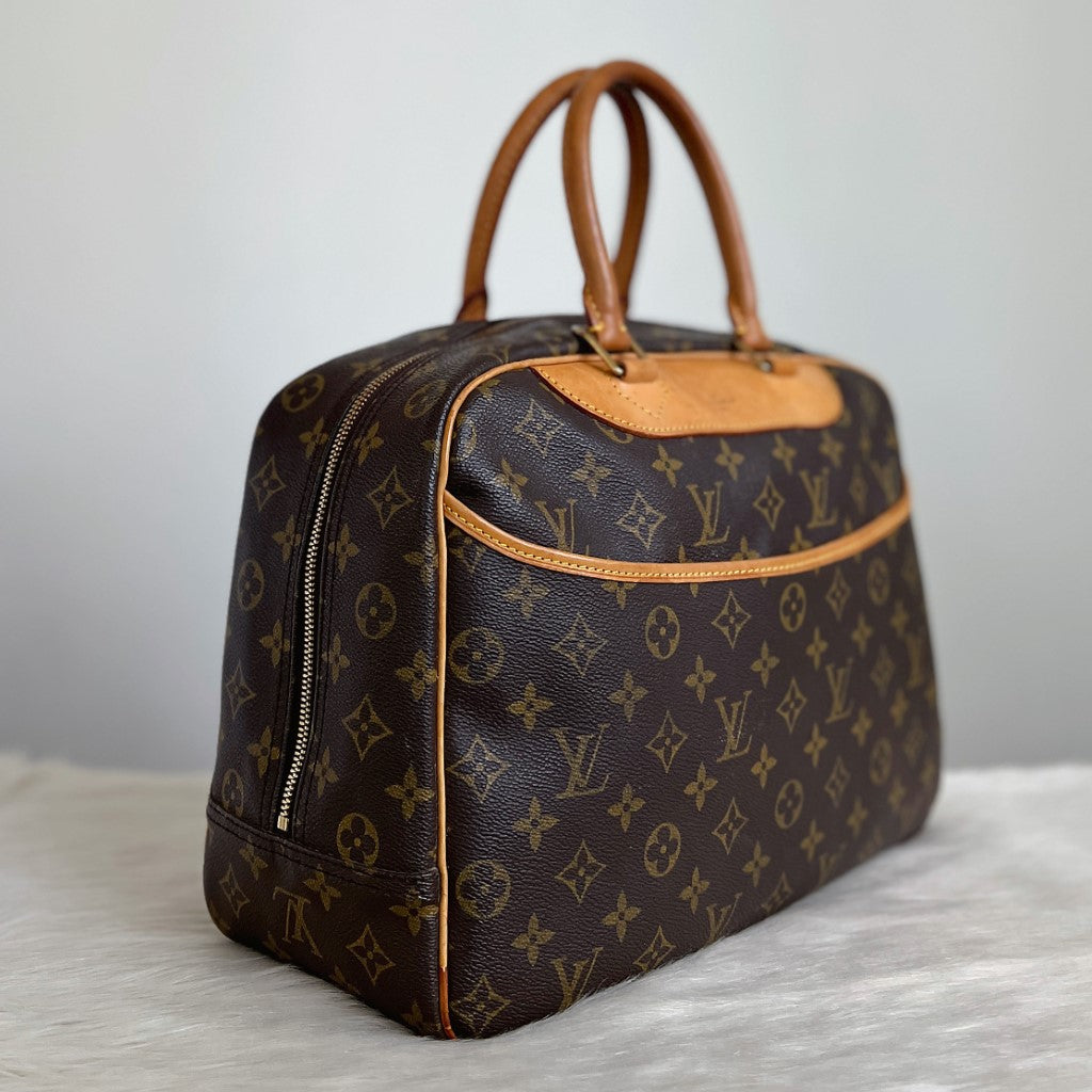 Louis Vuitton Signature Monogram Deauville Tote