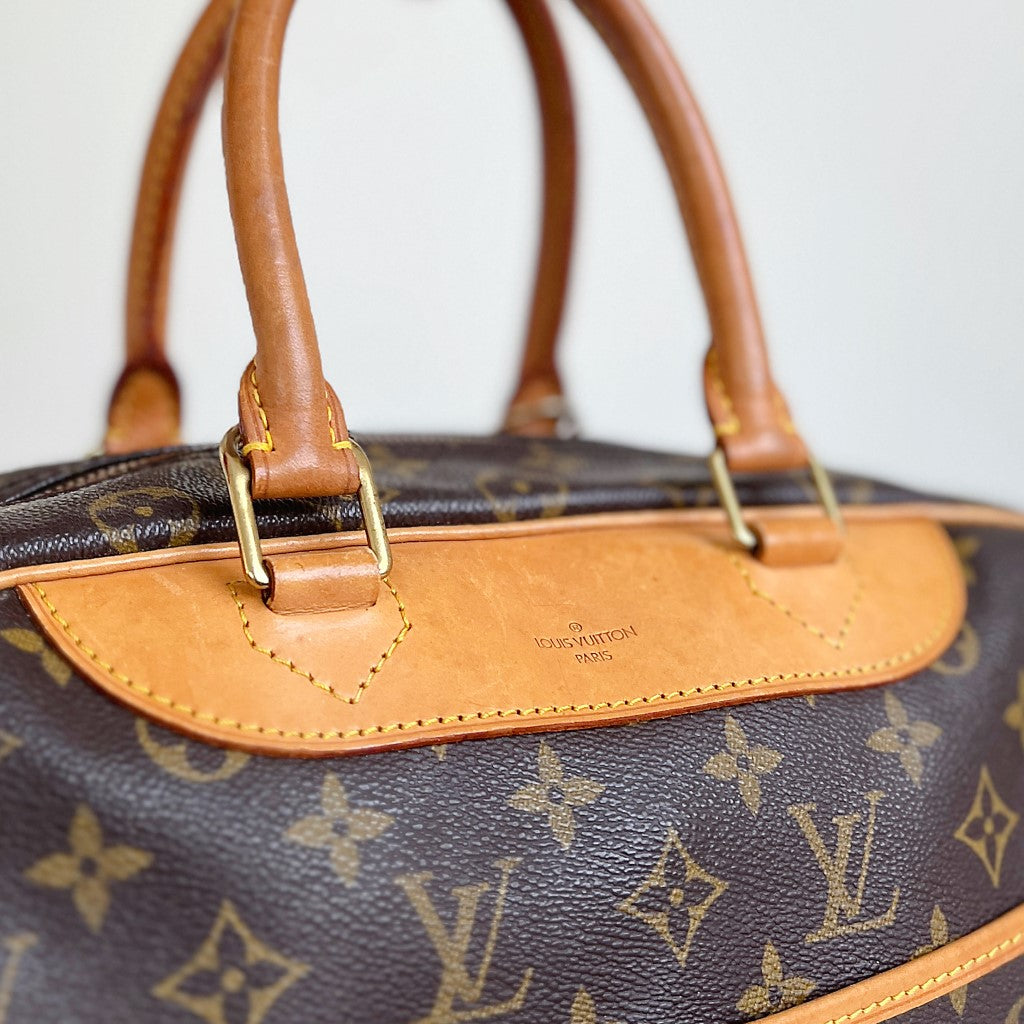 Louis Vuitton Signature Monogram Deauville Tote