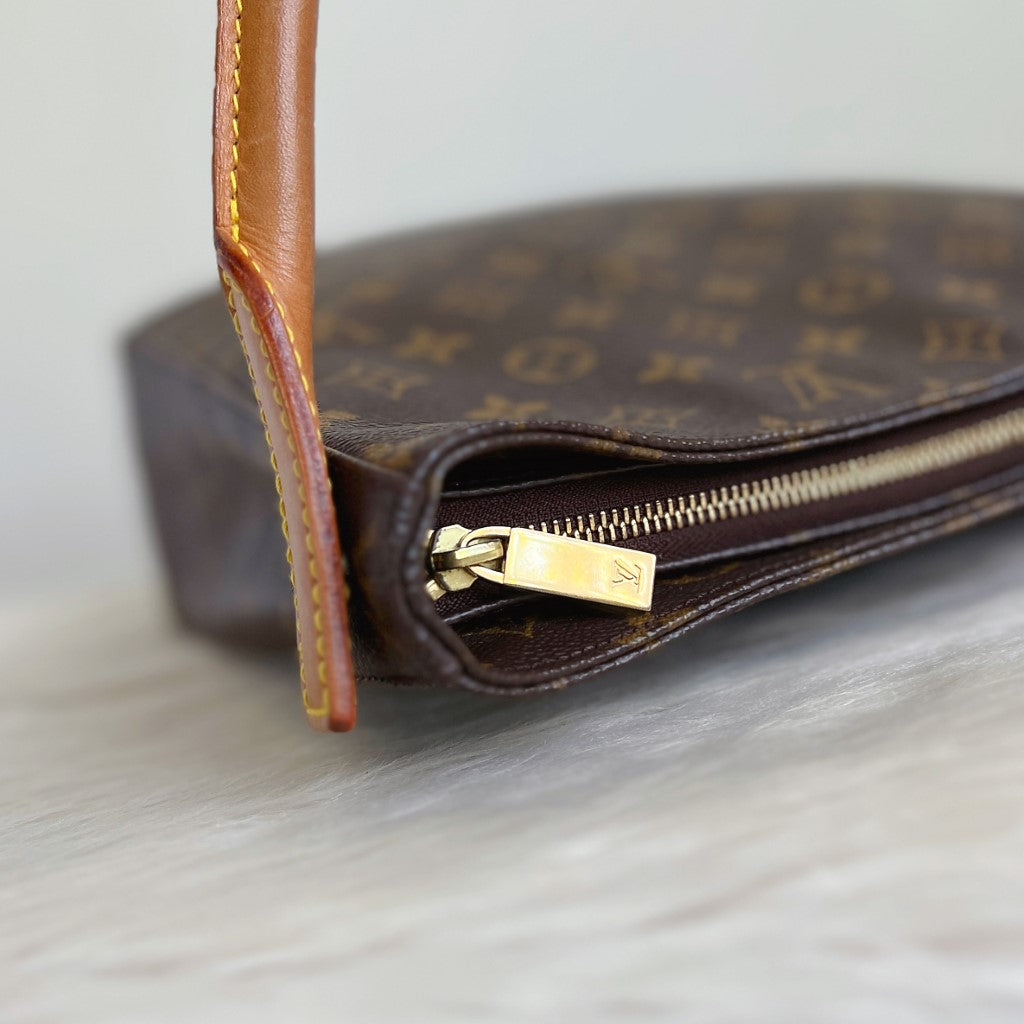Louis Vuitton Signature Monogram Looping GM Shoulder Bag