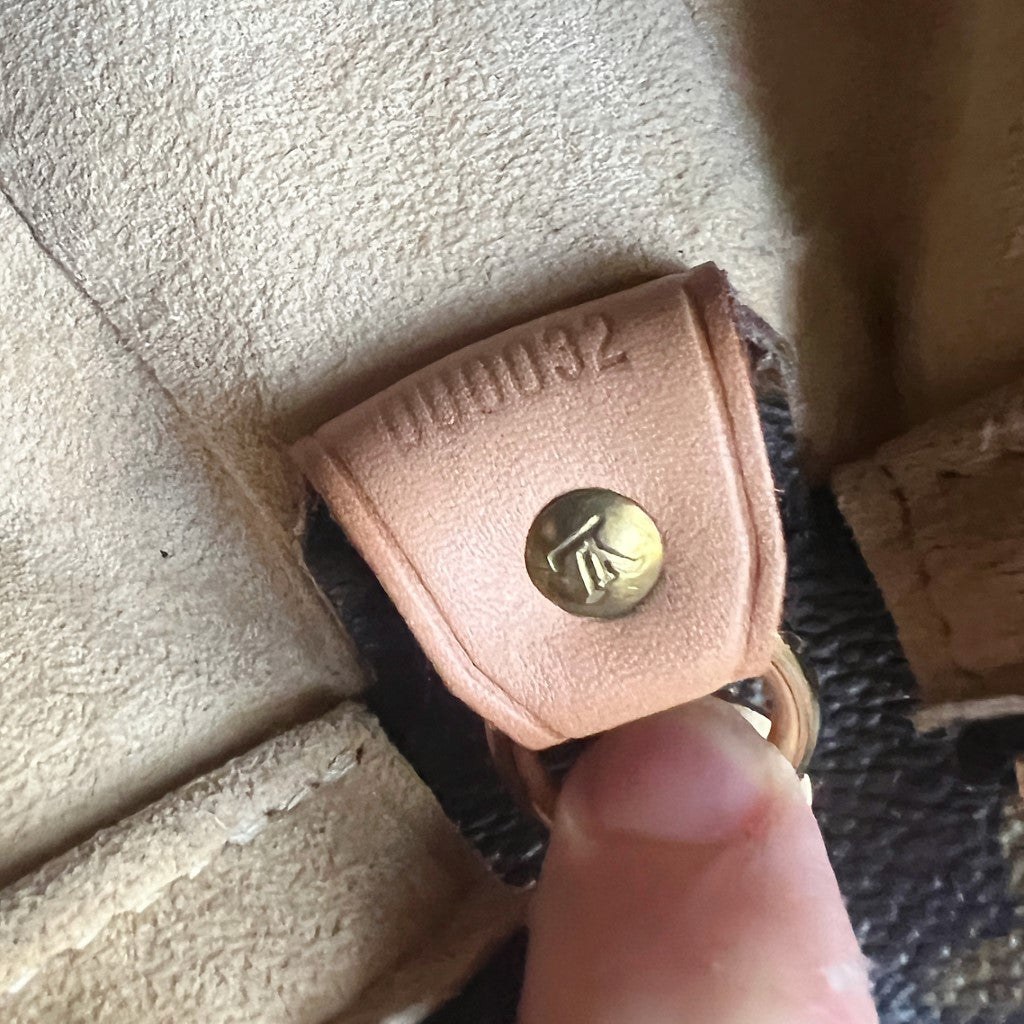 Louis Vuitton Signature Monogram Looping GM Shoulder Bag