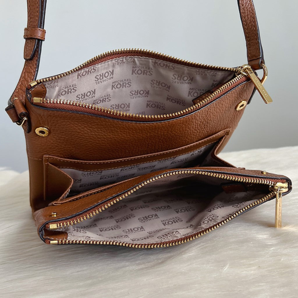 Michael Kors Caramel Leather Multi-compartment Crossbody Shoulder Bag