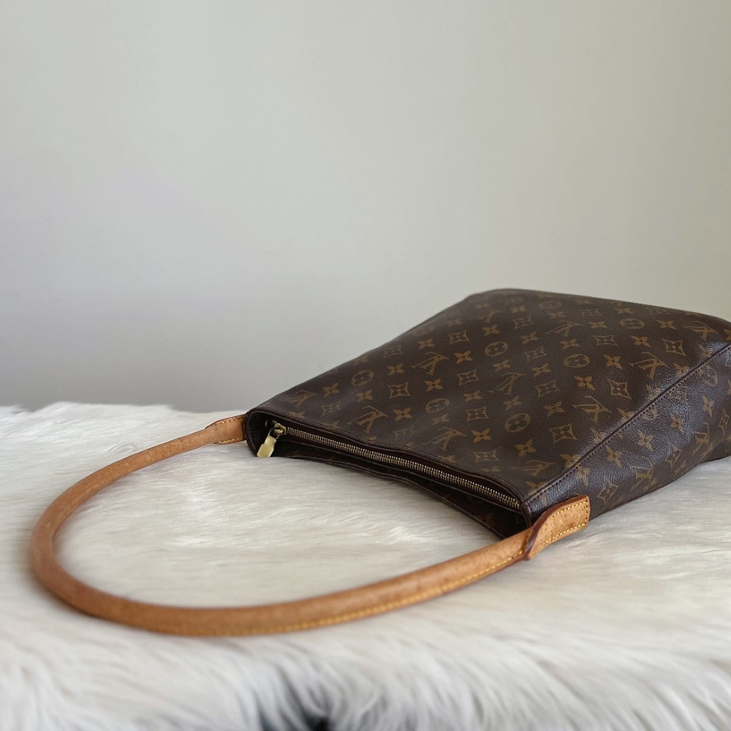 Louis Vuitton Signature Monogram Looping GM Shoulder Bag