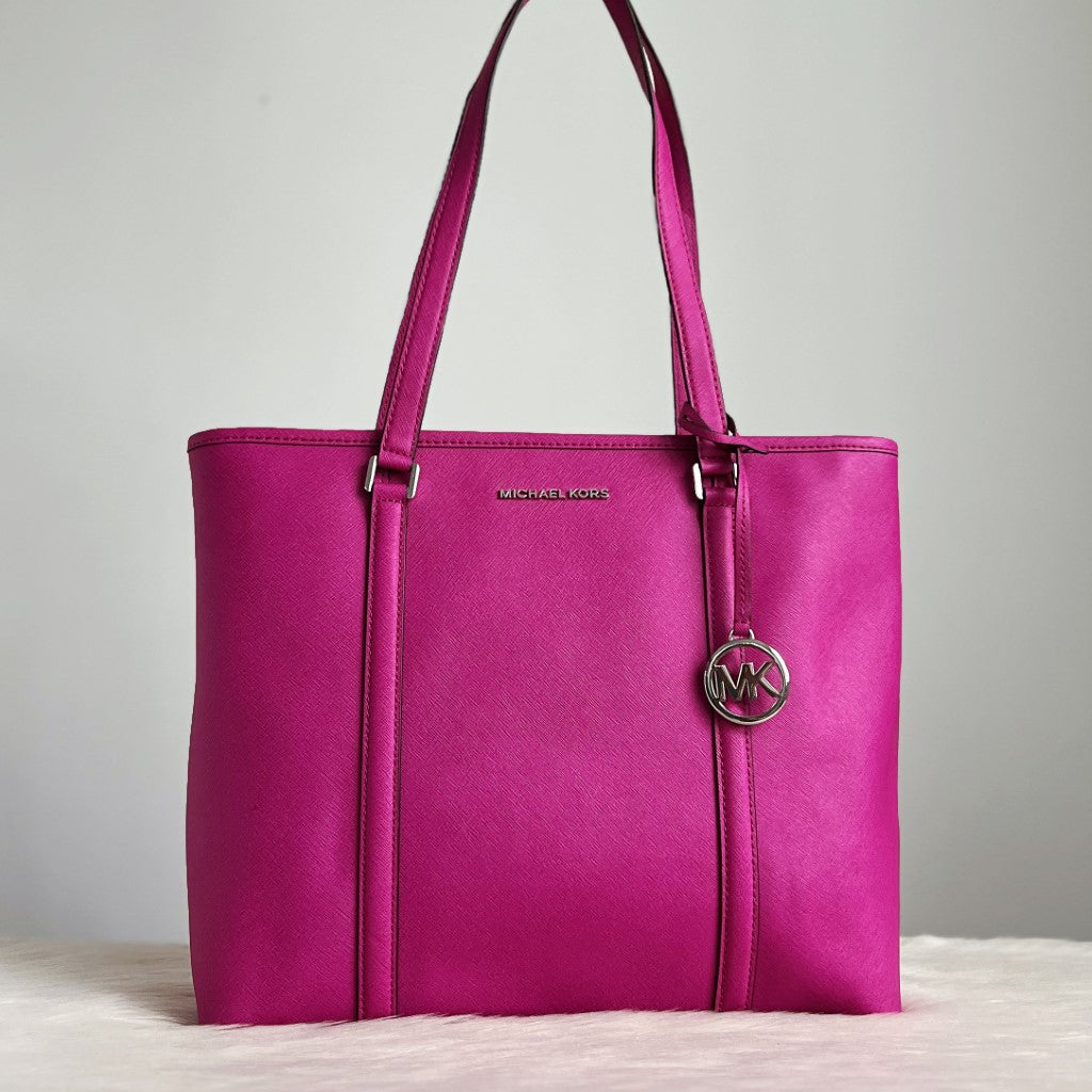 Michael Kors Fuchsia Leather Career Shoulder Bag Like New