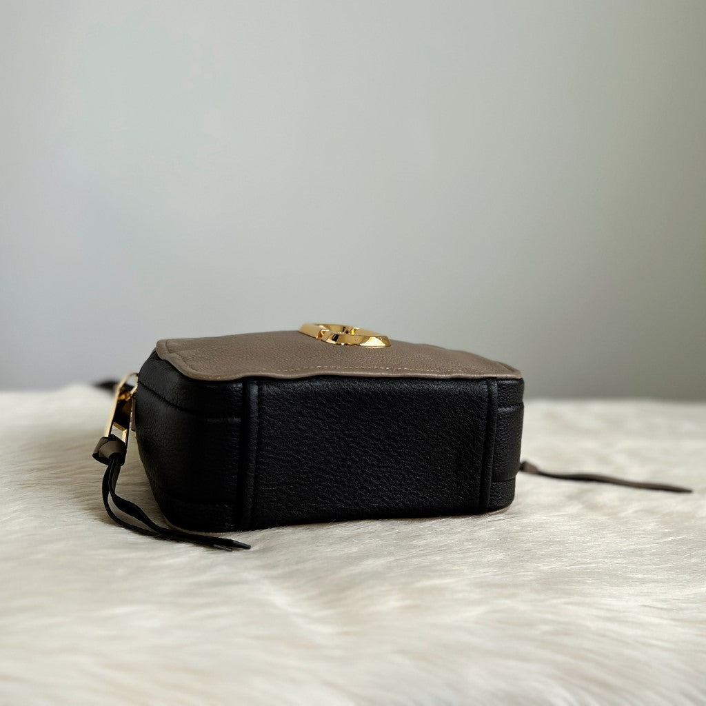 Marc Jacobs Two Tone Leather Camera Crossbody Shoulder Bag