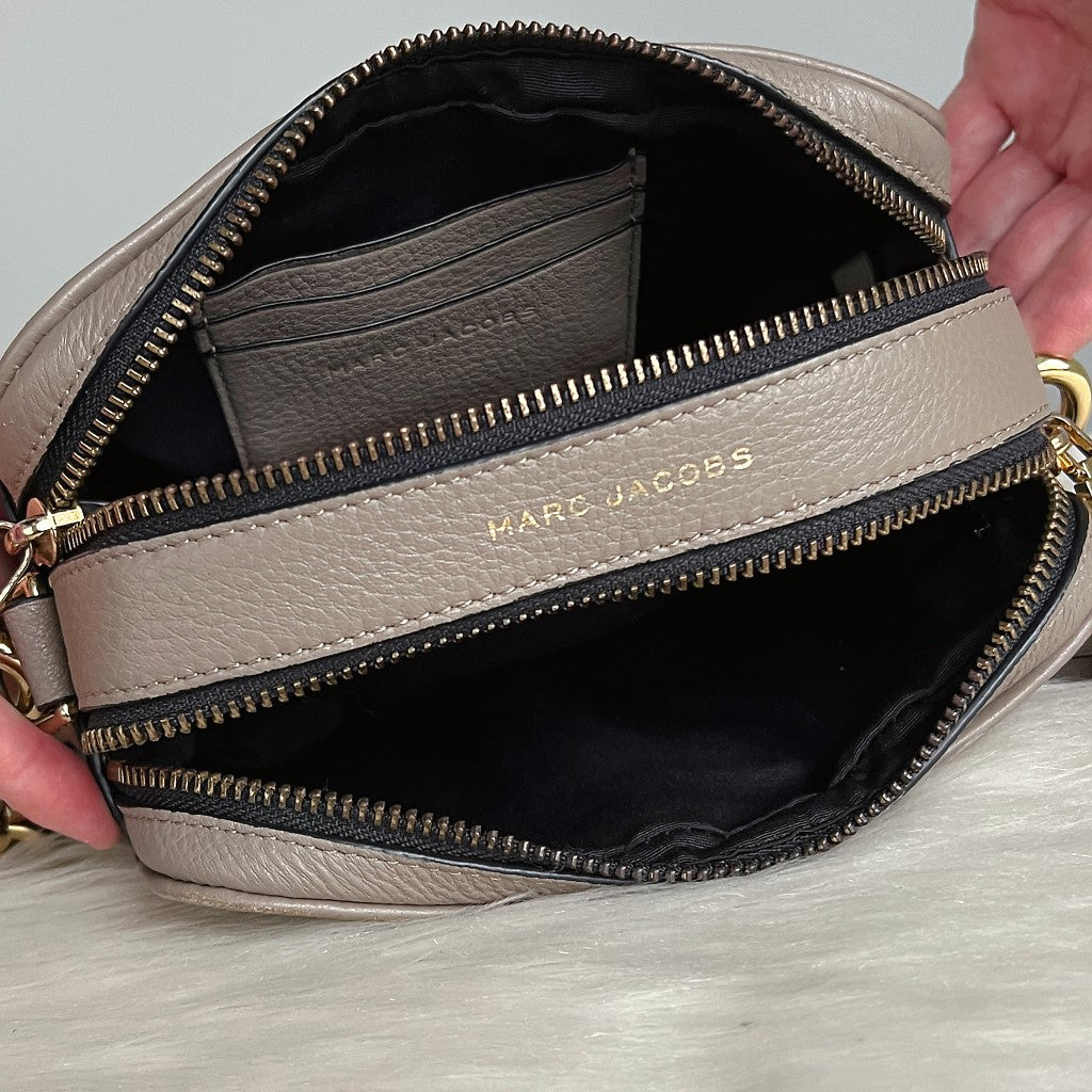 Marc Jacobs Two Tone Leather Camera Crossbody Shoulder Bag