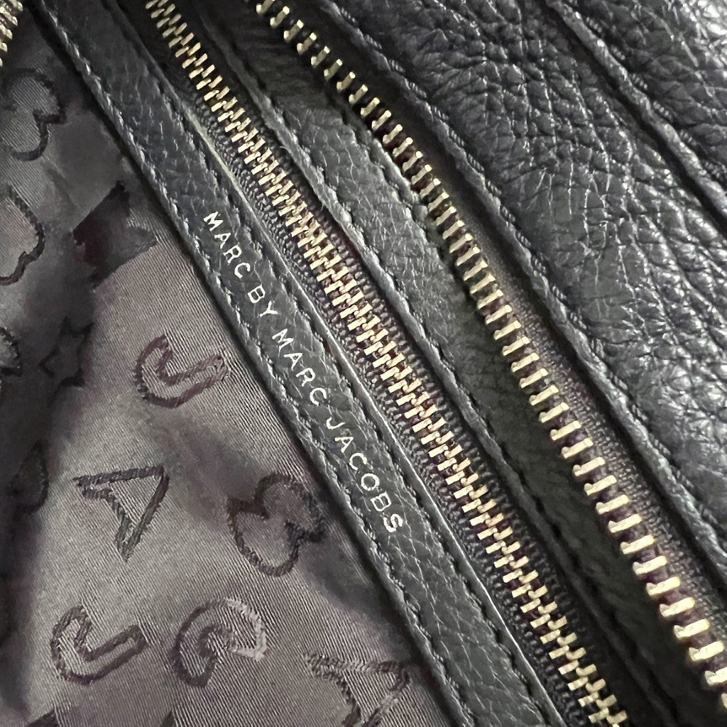 Marc Jacobs Black Leather Front Logo 2 Way Shoulder Bag