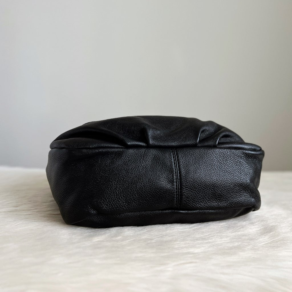 Marc Jacobs Black Leather Flap 2 Way Shoulder Bag Excellent