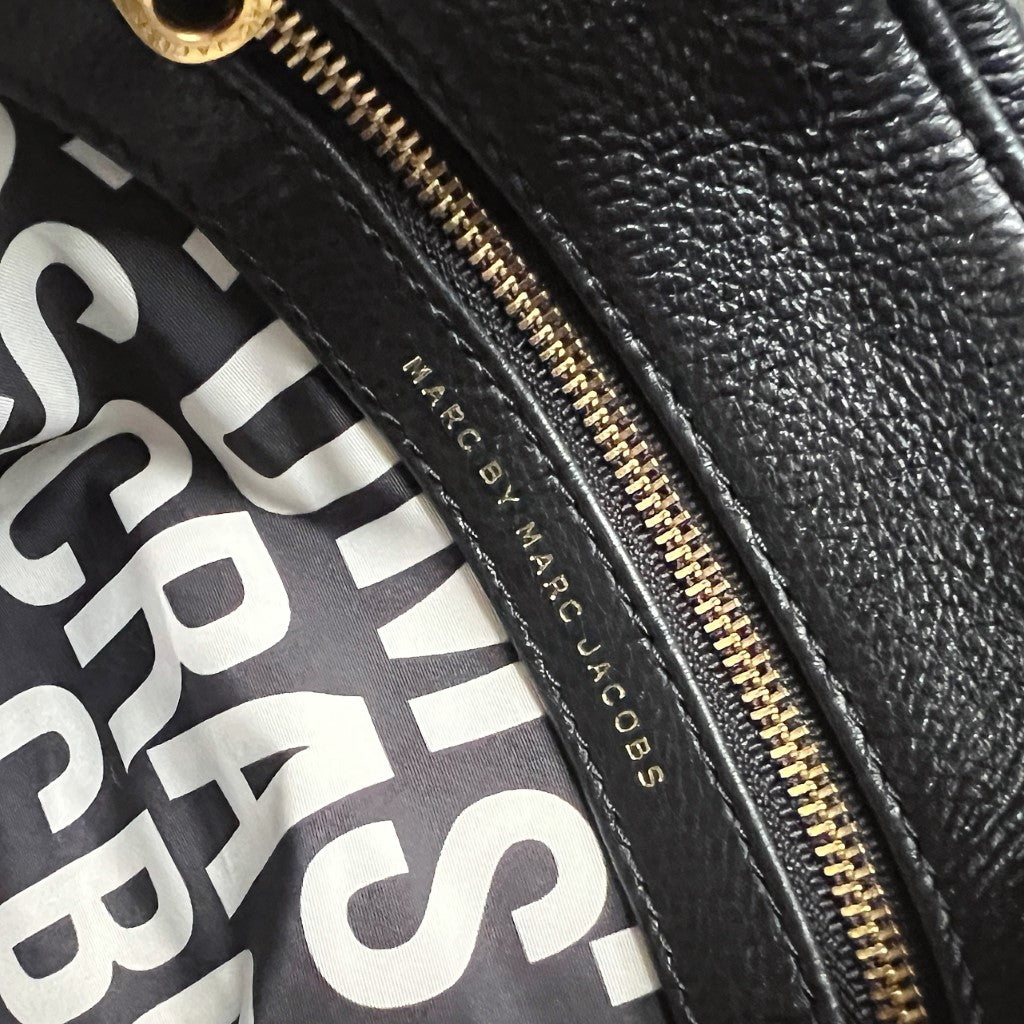 Marc Jacobs Black Leather Flap 2 Way Shoulder Bag Excellent