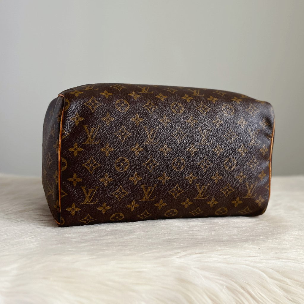 Louis Vuitton Signature Monogram Speedy 30 Tote Bag