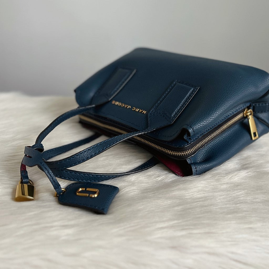 Marc Jacobs Navy Leather Triple Compartment 2 Way Shoulder Bag Like New