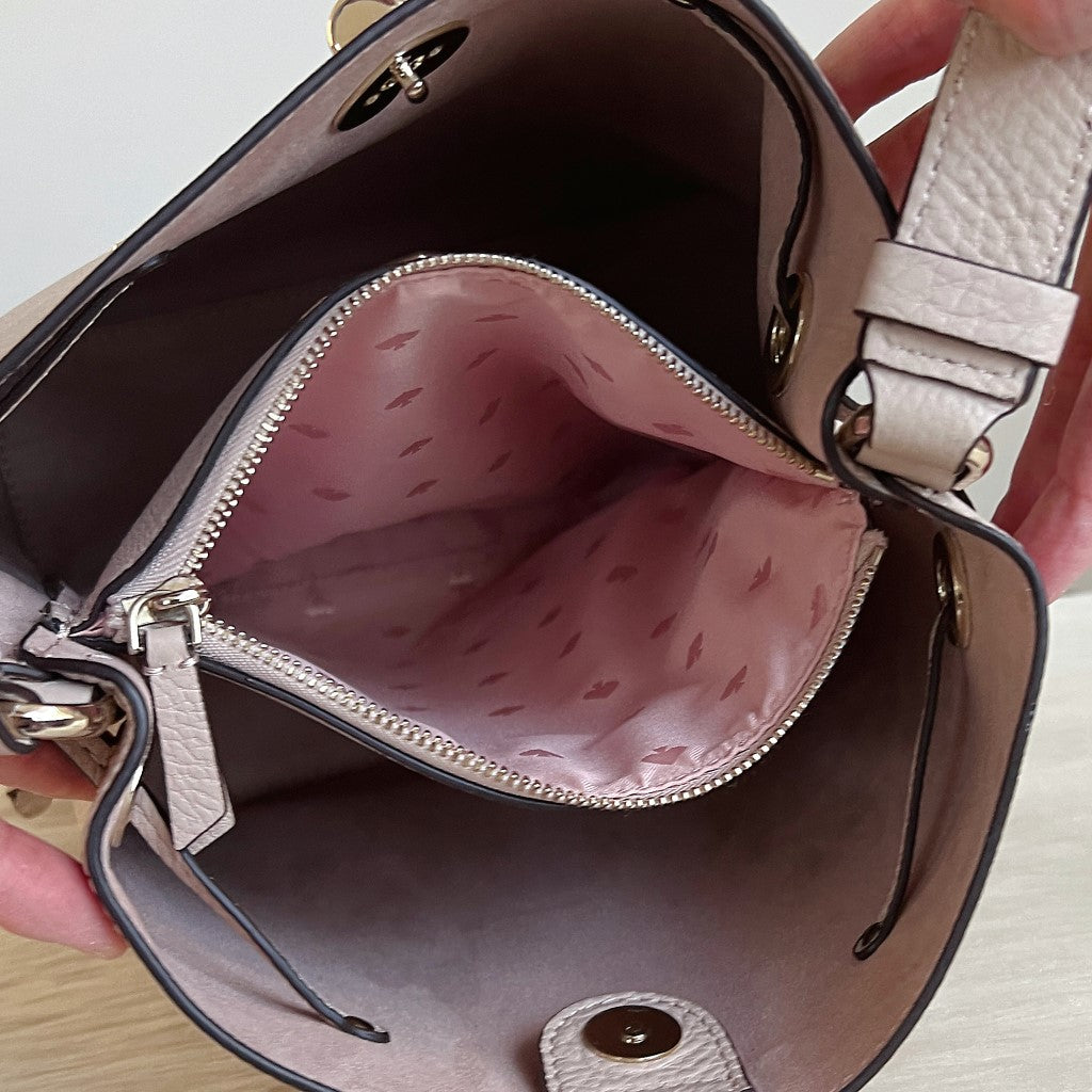 Kate Spade Nude Leather Bucket Drawstring Crossbody Shoulder Bag Like New