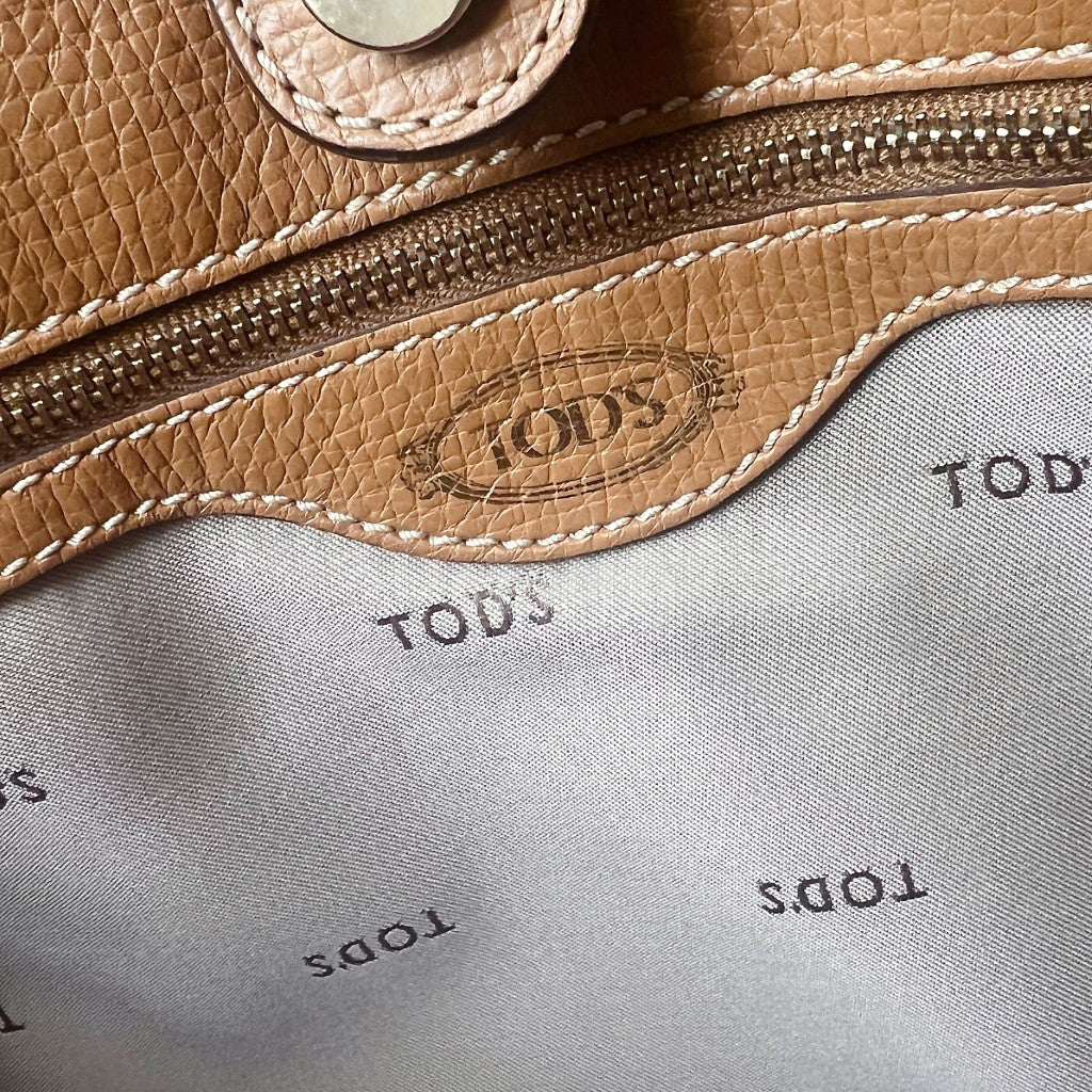 Tod's Caramel Leather Iconic Princess Diana Triple Compartment Tote Bag Excellent