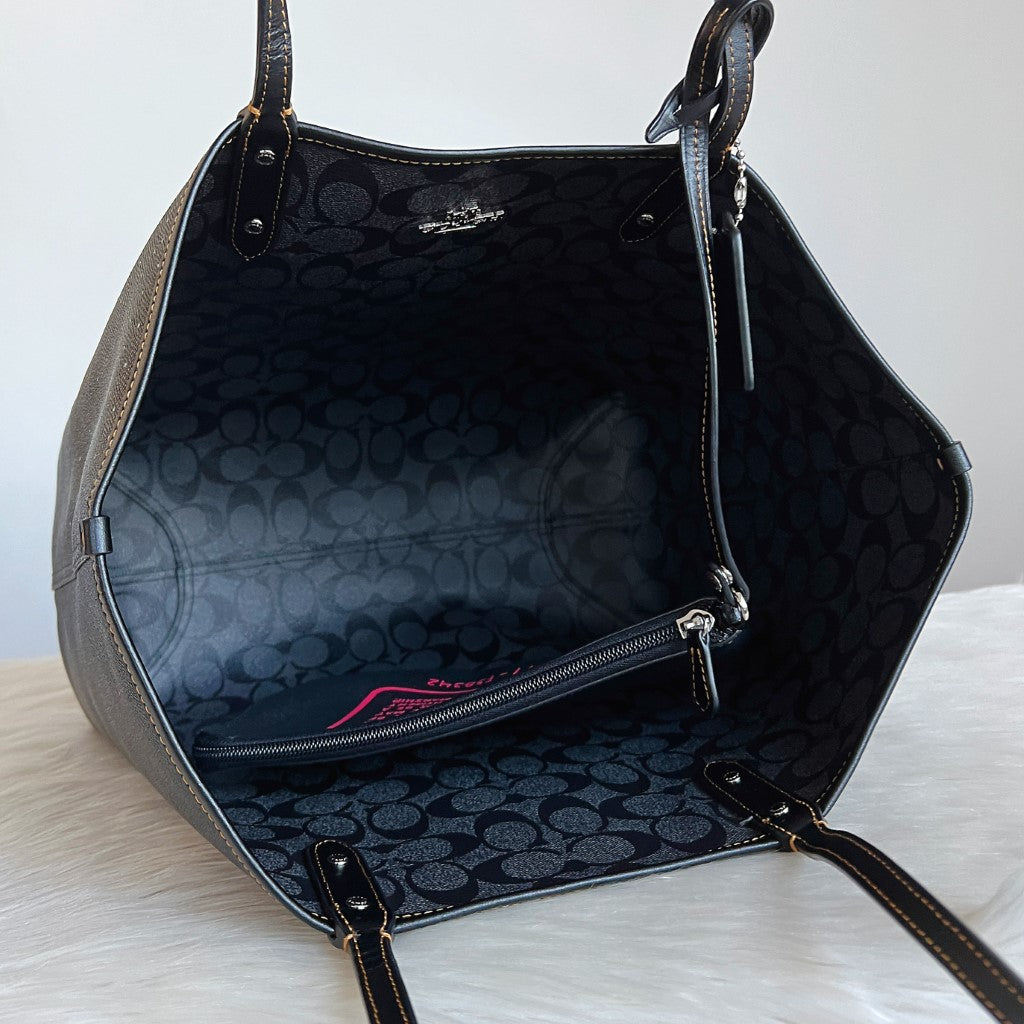 Coach City Print Large Shopper Shoulder Bag+ Pouch Like New