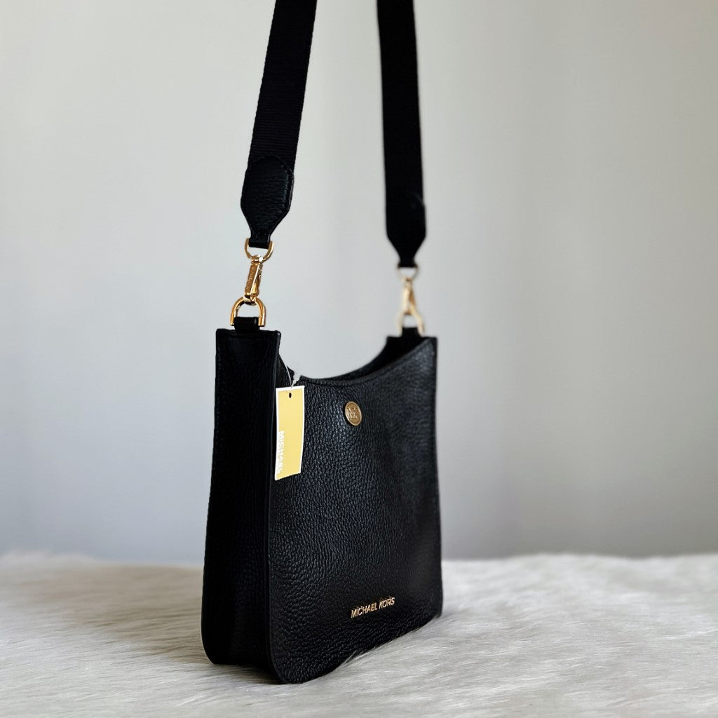 Michael Kors Black Leather Evelyne Small Crossbody Shoulder Bag New with Tags