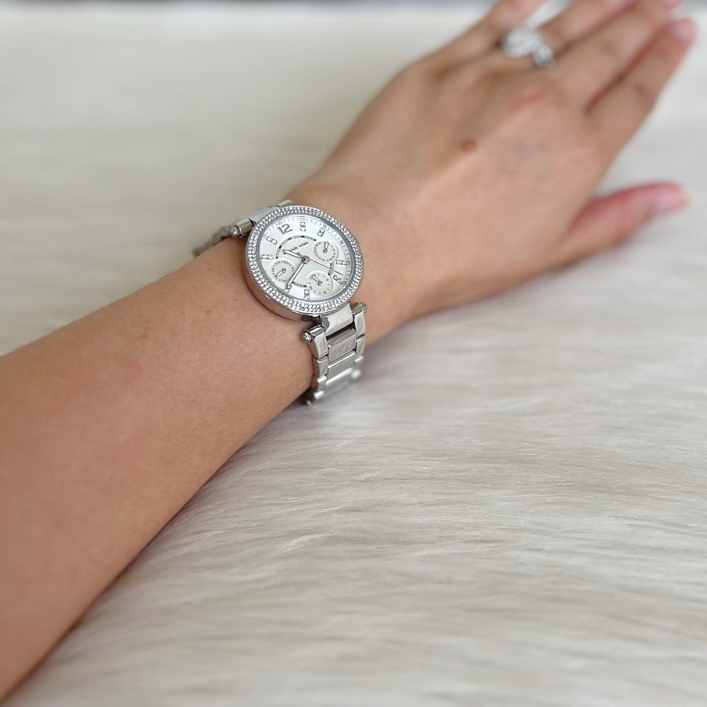 Michael Kors Silver Parker Crystal Day Date Women's Wrist Watch Like New