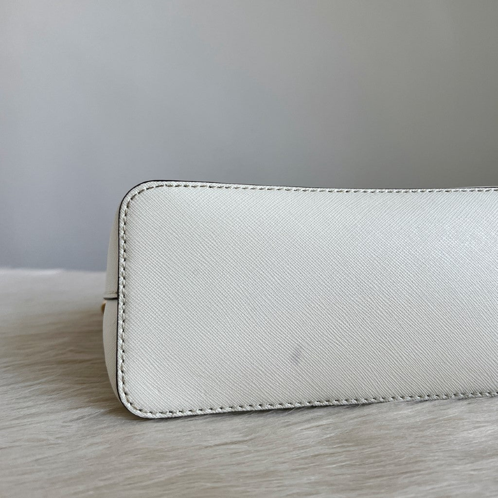 Michael Kors White Leather Gold Chain Crossbody Shoulder Bag