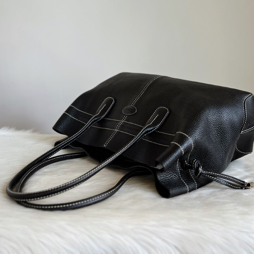 Tod's Black Leather Iconic Princess Diana Large Shoulder Bag Like New