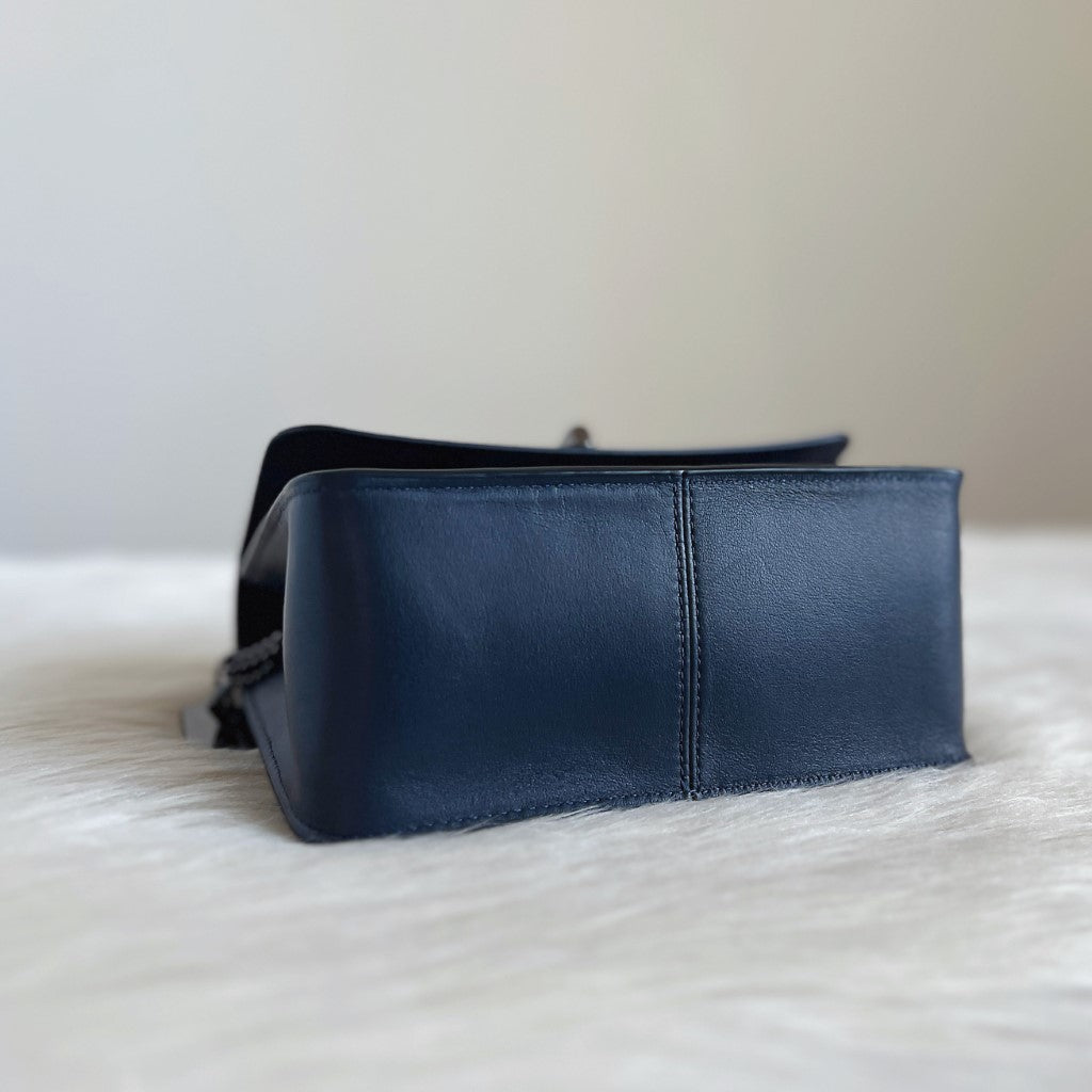 Coach Charcoal Leather Turn Lock Crossbody Shoulder Bag Like New
