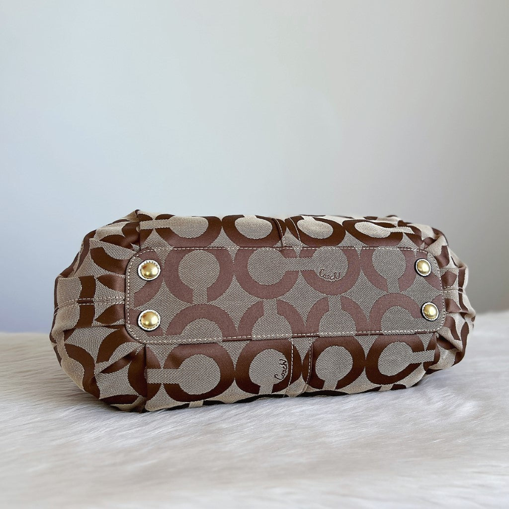 Coach Monogram Patchwork Buckle Detail Shoulder Bag Excellent