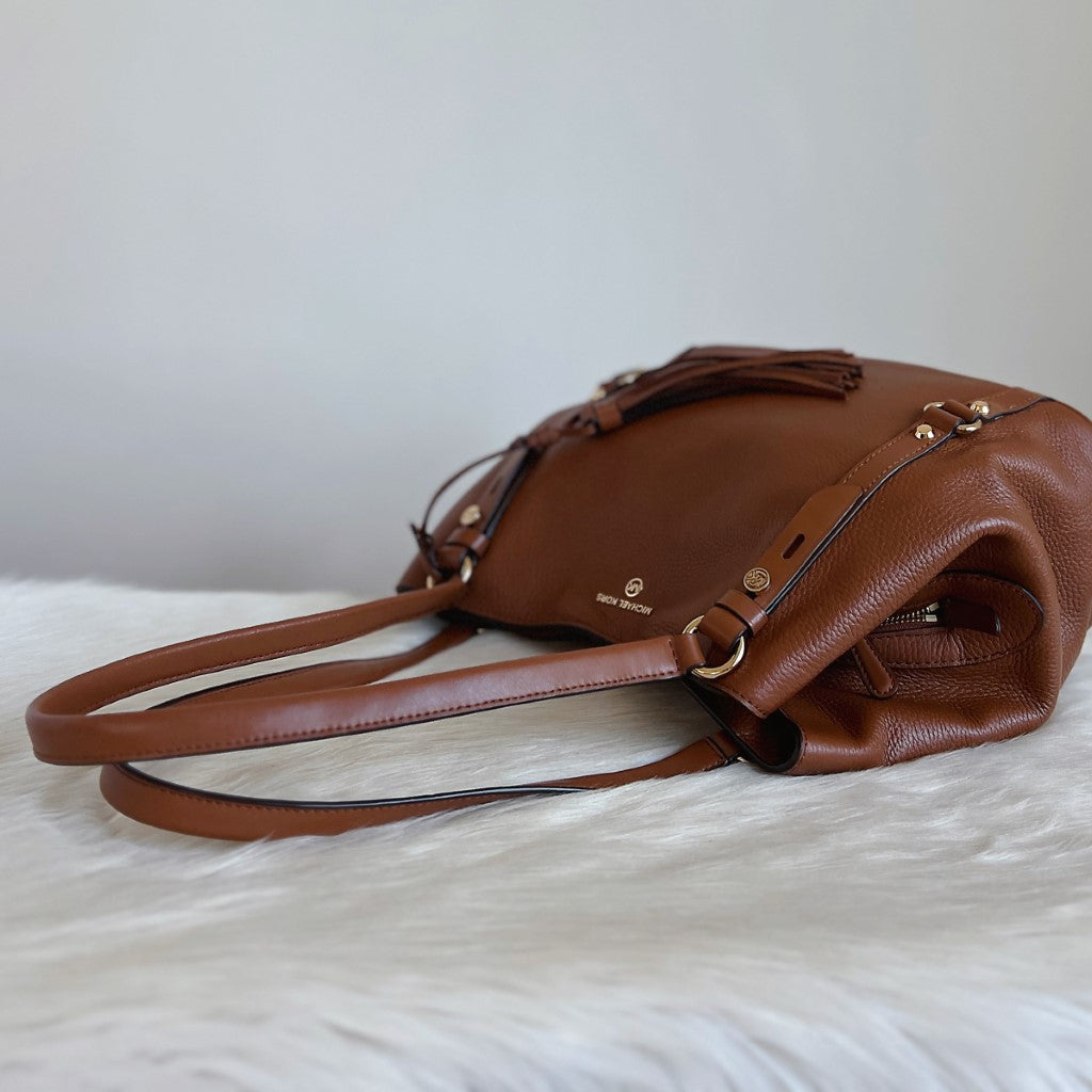 Michael Kors Caramel Leather Tassel Charm Triple Compartment Shoulder Bag Excellent