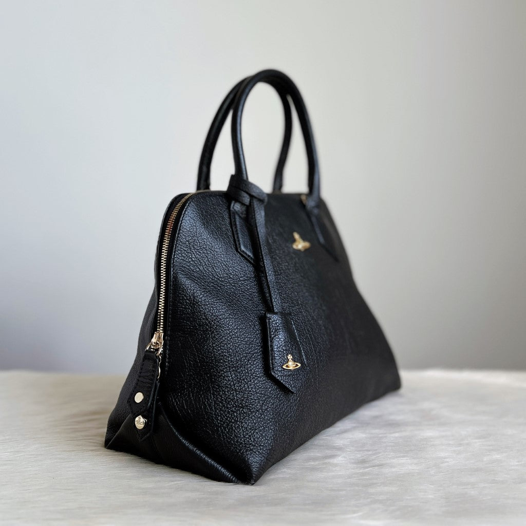 Vivienne Westwood Black Leather Career 2 Way Shoulder Bag Excellent