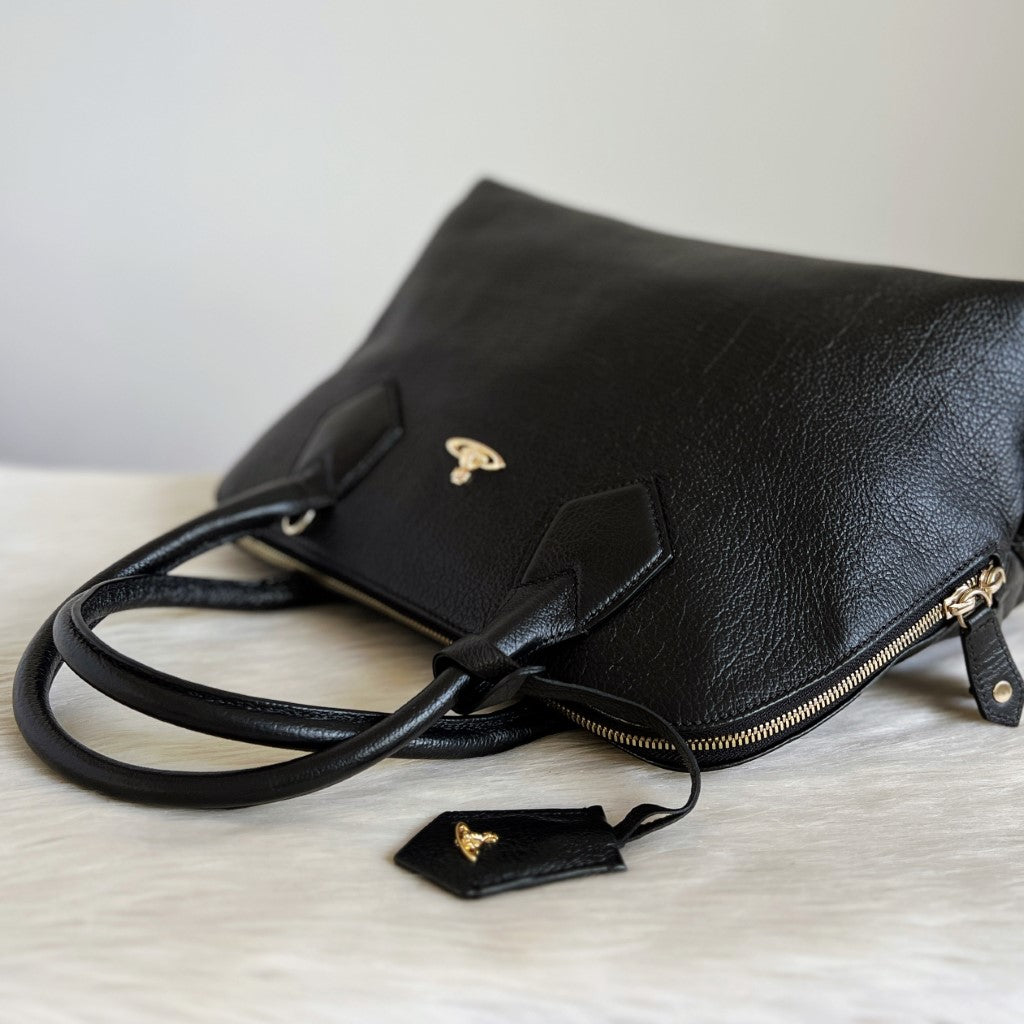 Vivienne Westwood Black Leather Career 2 Way Shoulder Bag Excellent