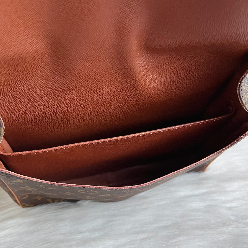 Louis Vuitton Signature Monogram Cartouchiere GM Crossbody Shoulder Bag