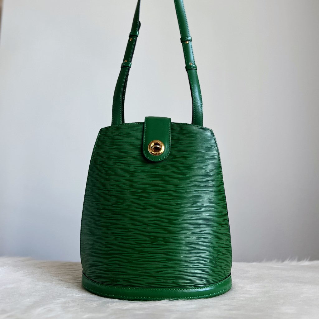 Louis Vuitton Green Epi Leather Cluny Shoulder Bag