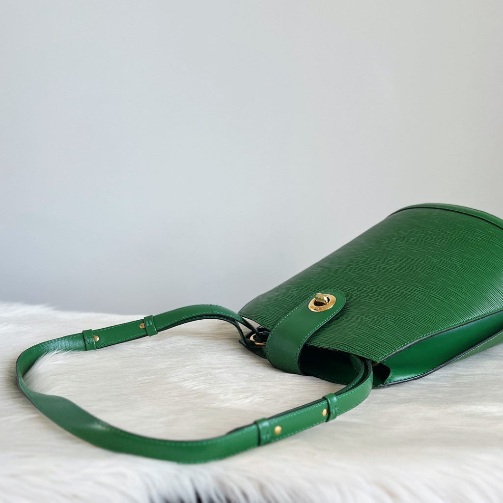 Louis Vuitton Green Epi Leather Cluny Shoulder Bag