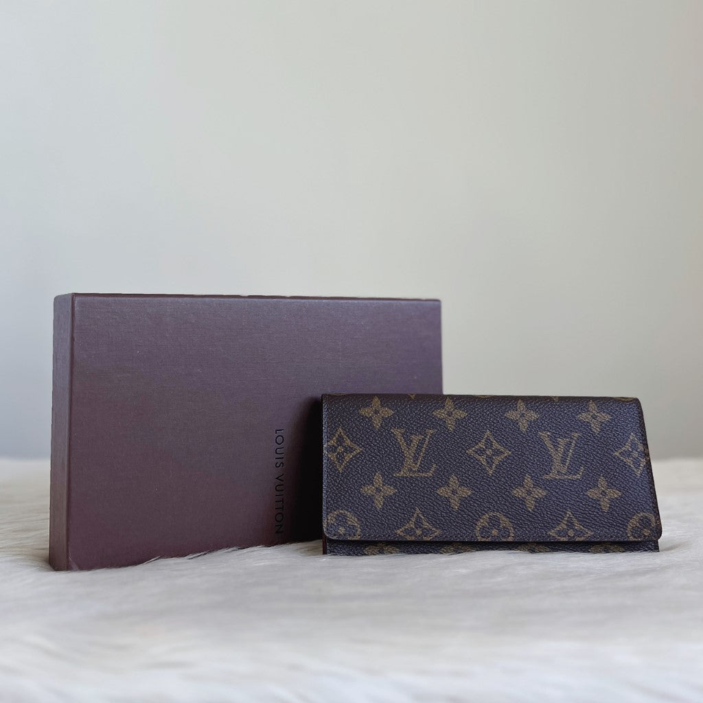 Louis Vuitton Monogram Classic Fold Double Compartment Long Wallet